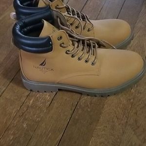 Brand new Nautica boots!
